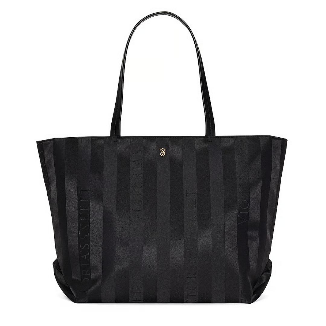 Tote VS Large Signature