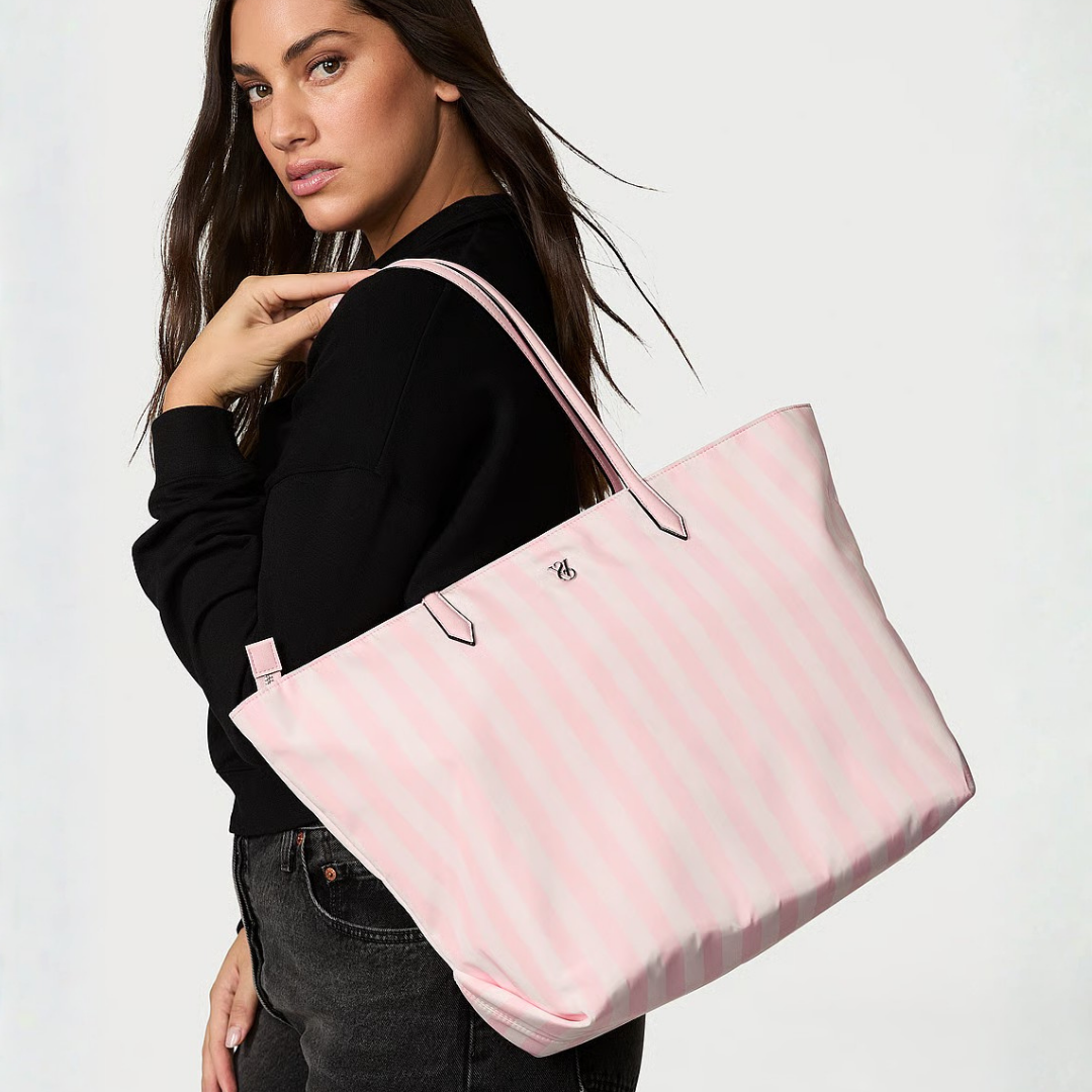 Tote VS Large Signature